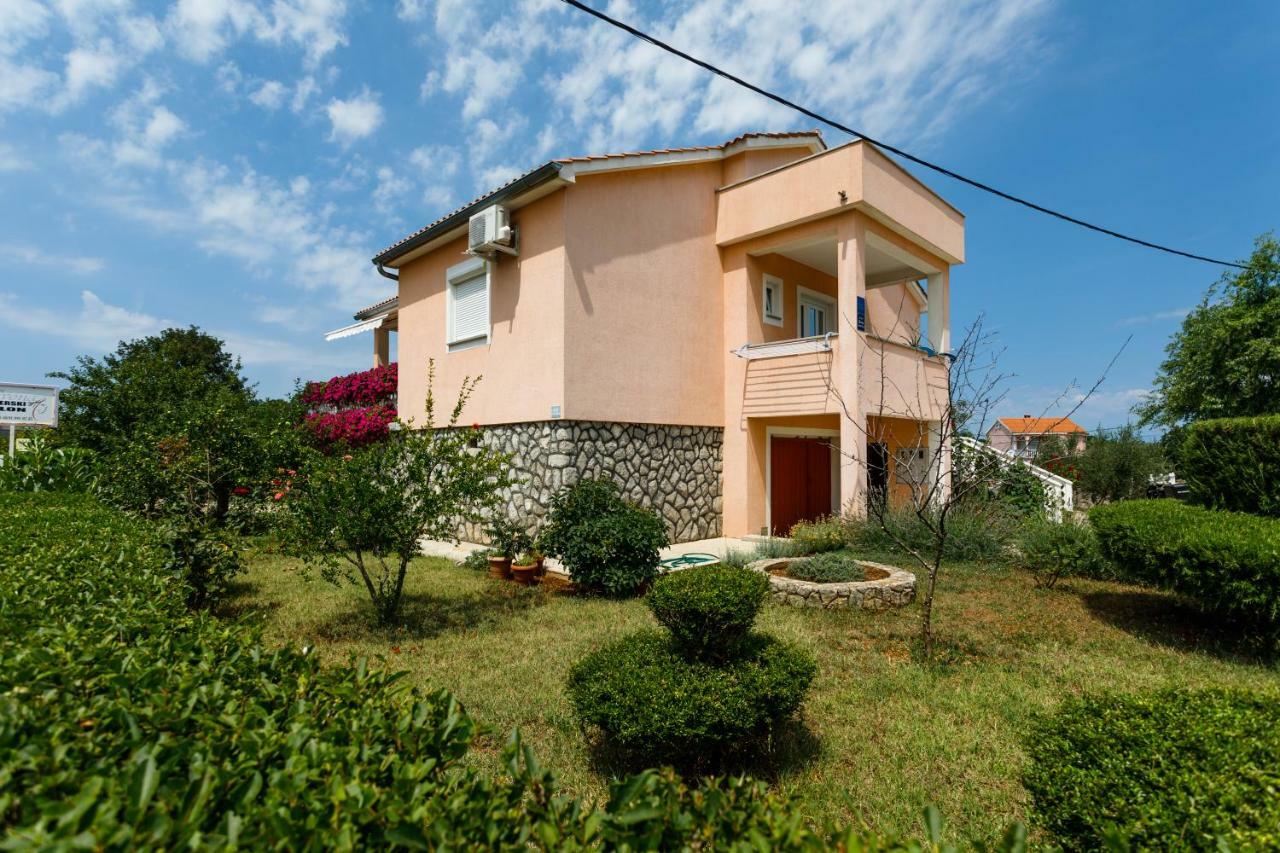 Apartman Dobrila Vrh  Exterior photo